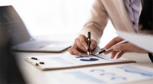 守活寡的女人怎么生活